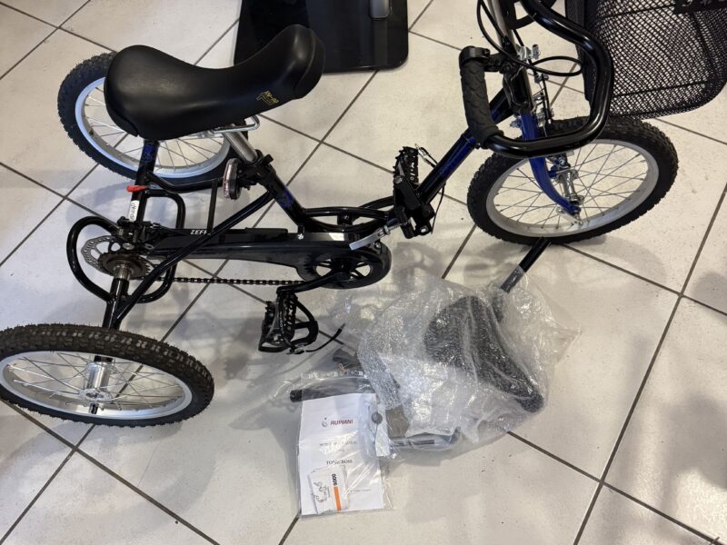 HPLEA098 - Tricycle tonycross taille 2